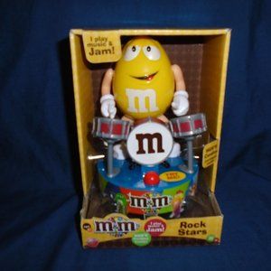 2016 Yellow M&Ms Rock Stars Drummer Drums Player Musical Collectible
